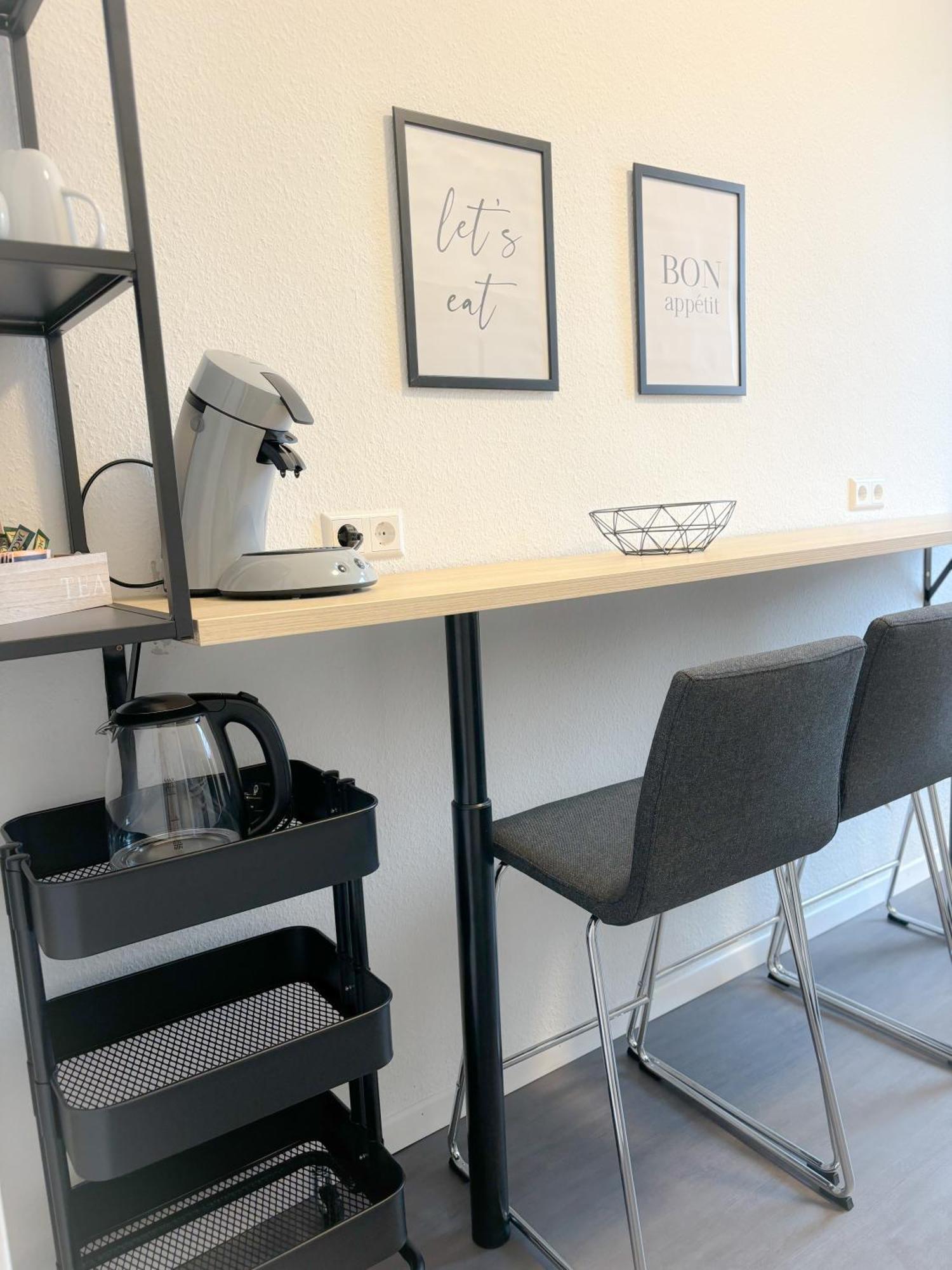 Helles City Apartment Fuer Familien & Gruppen Neu-Ulm Exterior photo